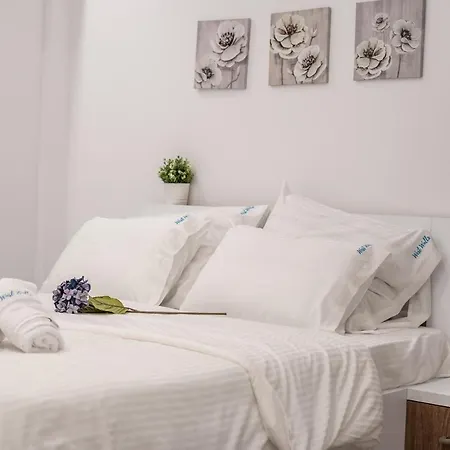 West Walls Sea View Studio A3 *
